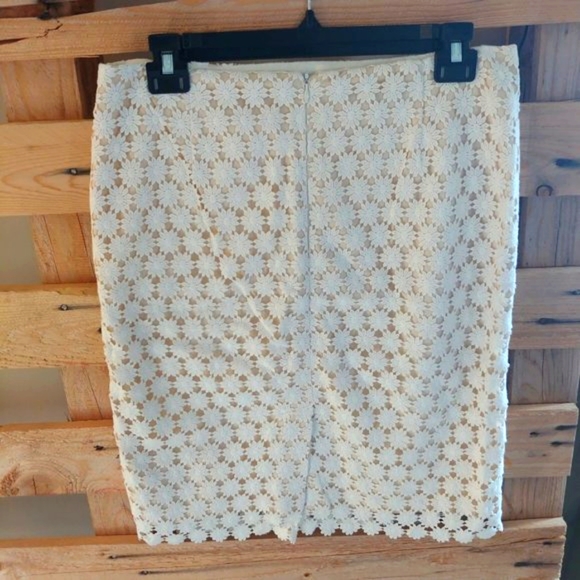 Gorgeous Talbots Skirt - Picture 2 of 7